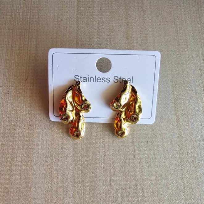 Arete gota triple corrugado