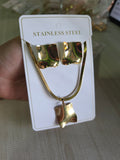 Conjunto aretes y cadena plana