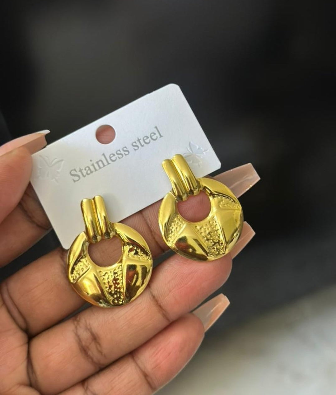 Aretes dorado acero