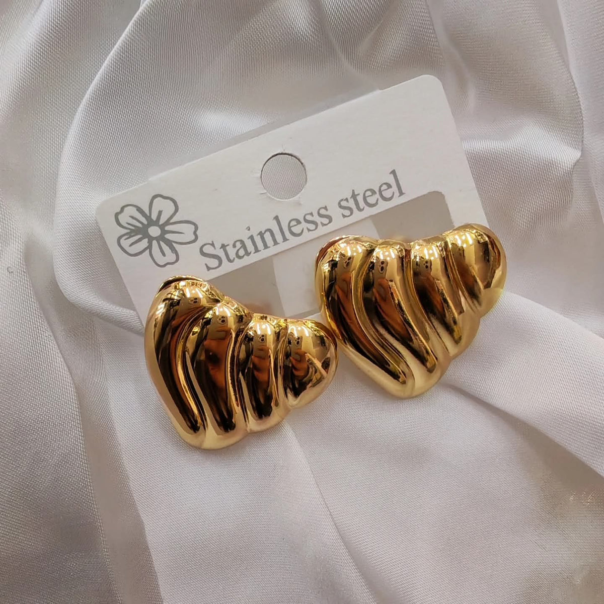 Aretes dorado acero