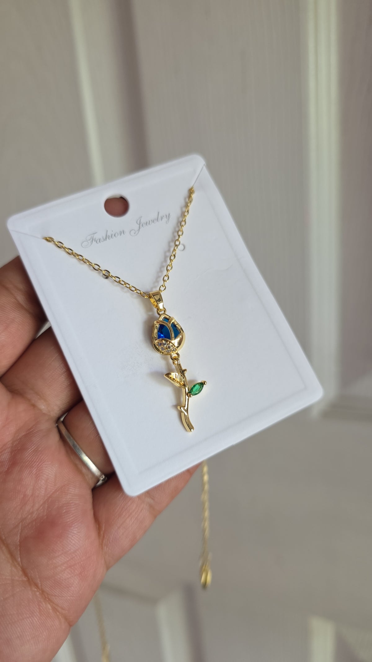 Cadena Tulipán Azul