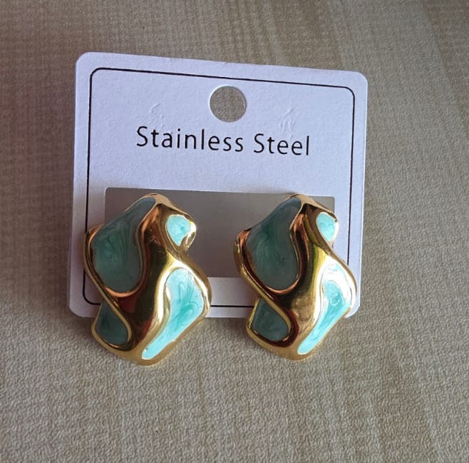 Arete esmaltado
